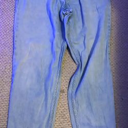 levi wide legged Jeans