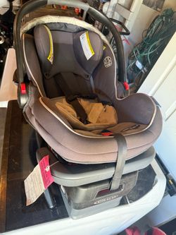 Greco infant seat with base