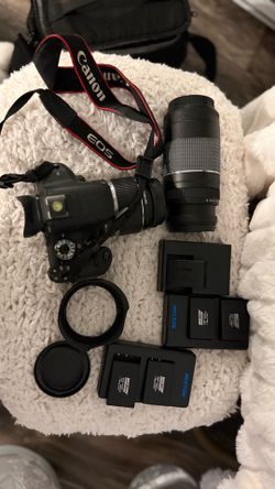 Canon EOS Rebel T7i Complete Photography Bundle