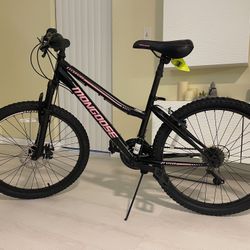 Mongoose Grafton Mountain Bike, 24 Inch Bike