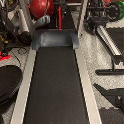 Percor 400 Line Treadmill 
