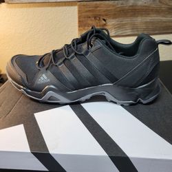*NEW* Adidas Terrex AX2S Low Top Black Hiking Shoes Size Men’s 10.5 Women's 11.5