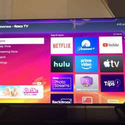 Hisense 50” 4K UHD Roku Smart TV 