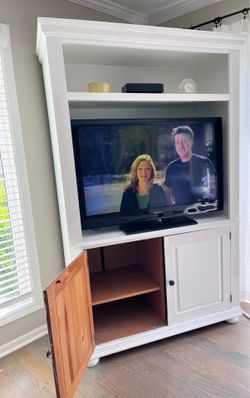 TV Armoire/storage cabinet