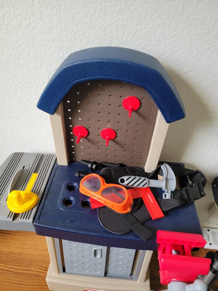 Kids Tool Table