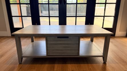 Coffee Table from Macy’s - Excellent condition