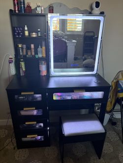 Vanity Desk