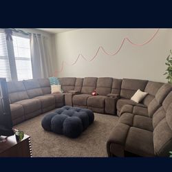 Sectional / Recliners