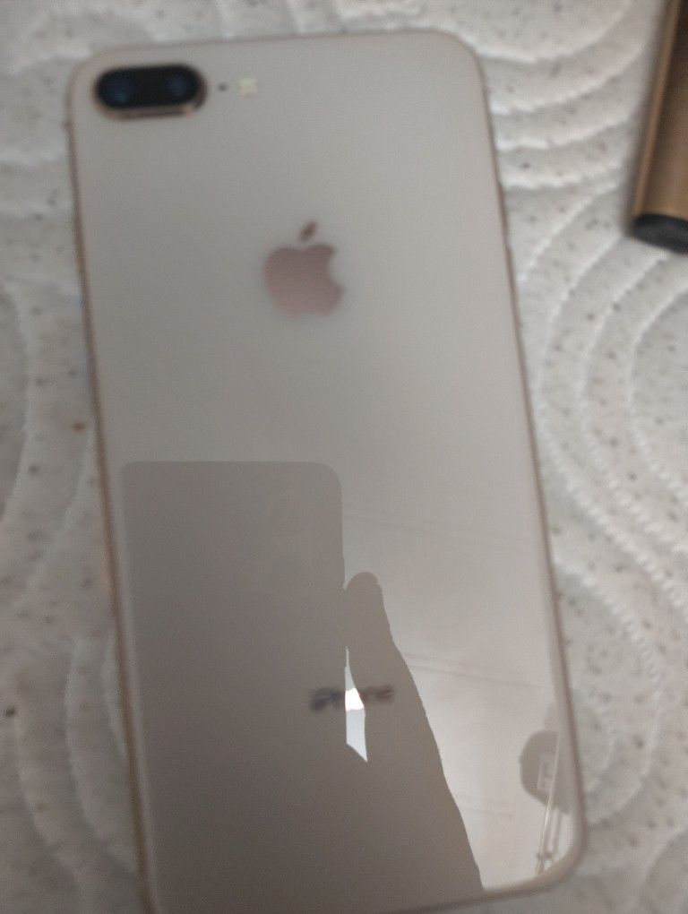 iPhone 8 Plus In Excellent Working Condition