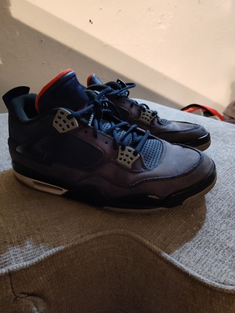 Jordan 4 Winterized Navy Blue