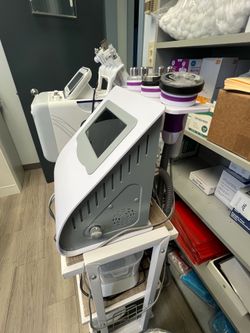 Professional 5-in-1 Ultrasonic Cavitation & RF Body Slimming Machine - $200 (Beverly Hills)