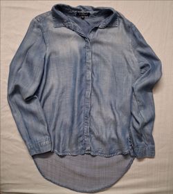 Velvet Heart Womens Light Blue Denim Shirt