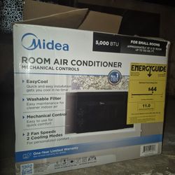 Air conditioning: 5 thousand BTU. 