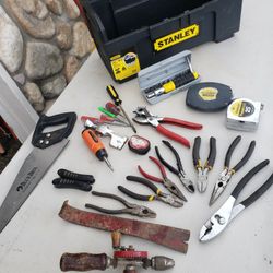 Stanley 19 Toolbox With Tools 