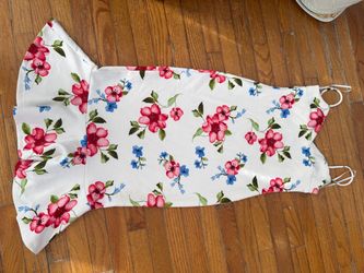 Women’s Clothing Bundle – New & Pre-Owned – Dresses, Jeans & More