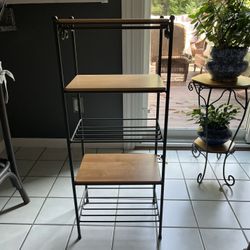 1  Of 2 Longaberger 5-tier Wrought Iron Stand