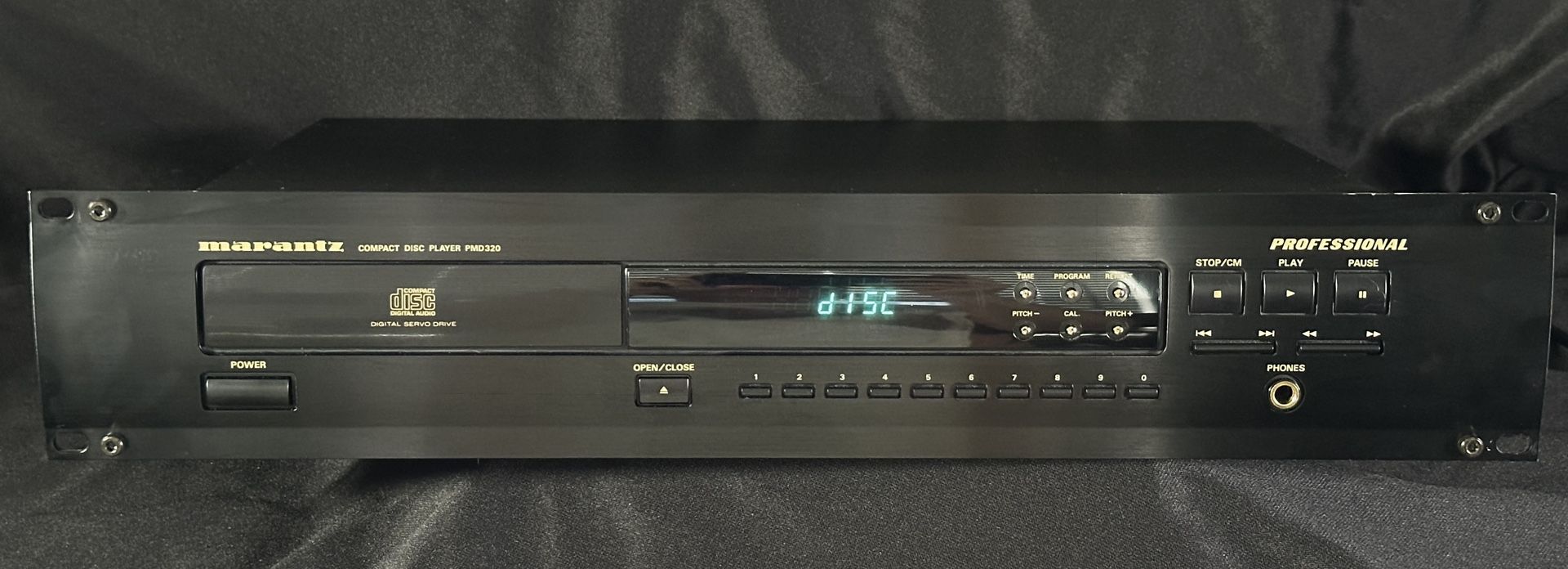 🎶 Marantz PMD320 CD Player – Pro Studio Quality!