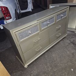 4pc Dresser Mirror And 2 Matching Nightstands Modern Champagne Fonish  With Shimmering Top Drawers With 