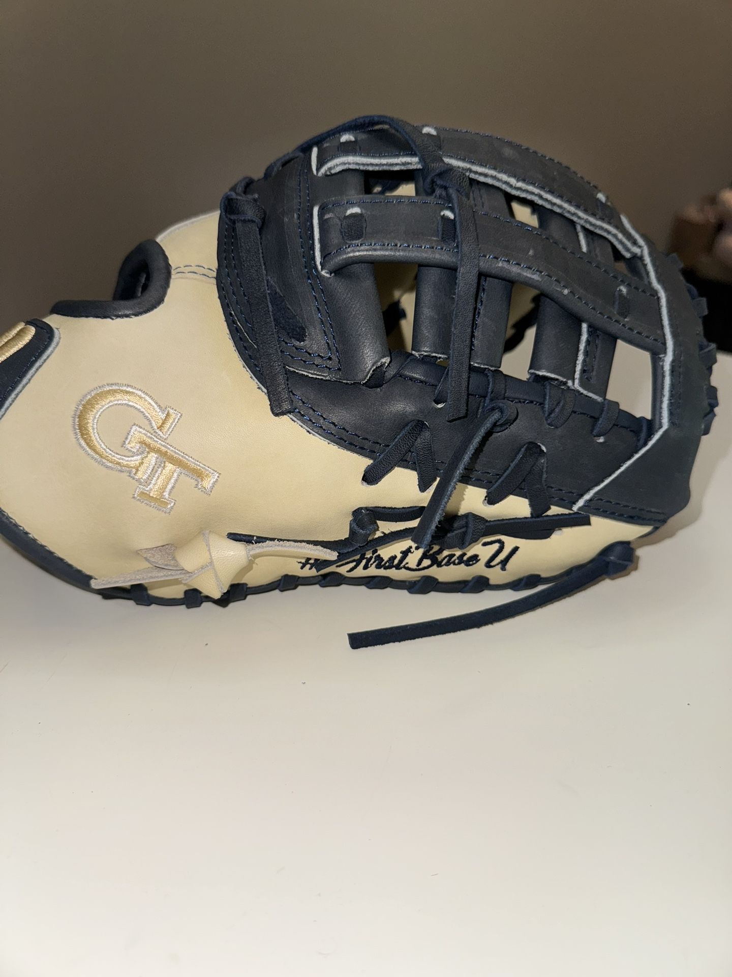 Georgia Tech PLAYER EXCLUSIVE 1B Mitt