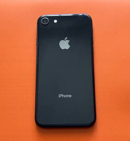 iPhone SE, iPhone 6S, iPhone 7, iPhone 8 iPhone X Unlocked CHEAP!!!