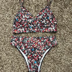 NWOT Floral Bikini