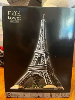 Lego-type Eiffel Tower