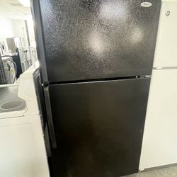 Refrigerator Whirlpool 33”