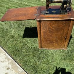 Antique Sewing Machine Tiger Oak