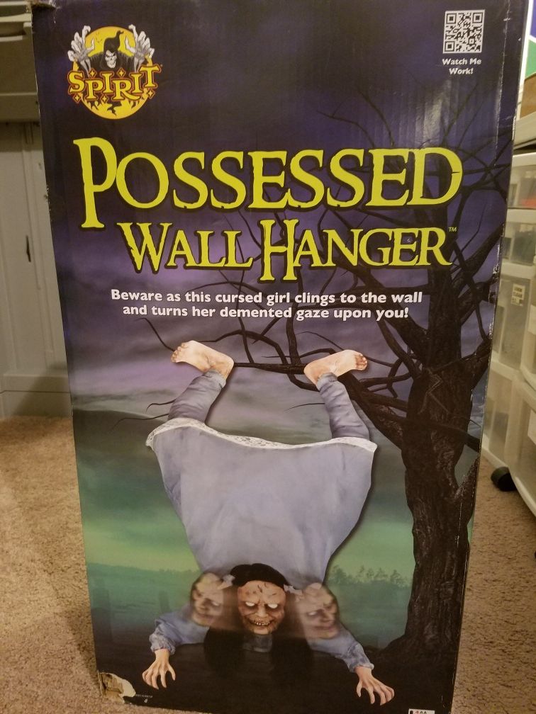 Possessed Wall Hanger HALLOWEEN ANIMATRONIC for Sale in Silverdale, WA
