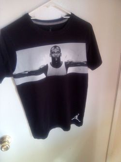 Large Jordan t shirt