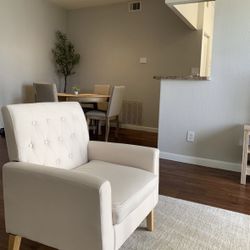 Living Room Accent Chair 