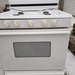 Magic Chef Gas Stove