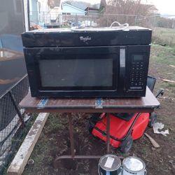 Under Cab Microwave Pplus Intake For The Stove