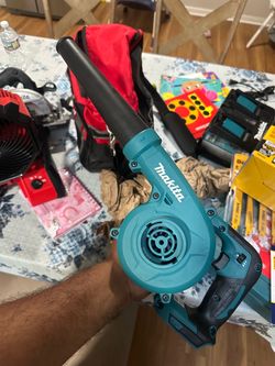 Makita blower