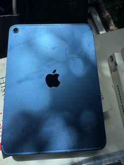 Apple iPad 11th Gen (2025) - WiFi & Cellular - Unlocked - 128 GB - 100% battery health - Very good condition - PRICE IS FIRM