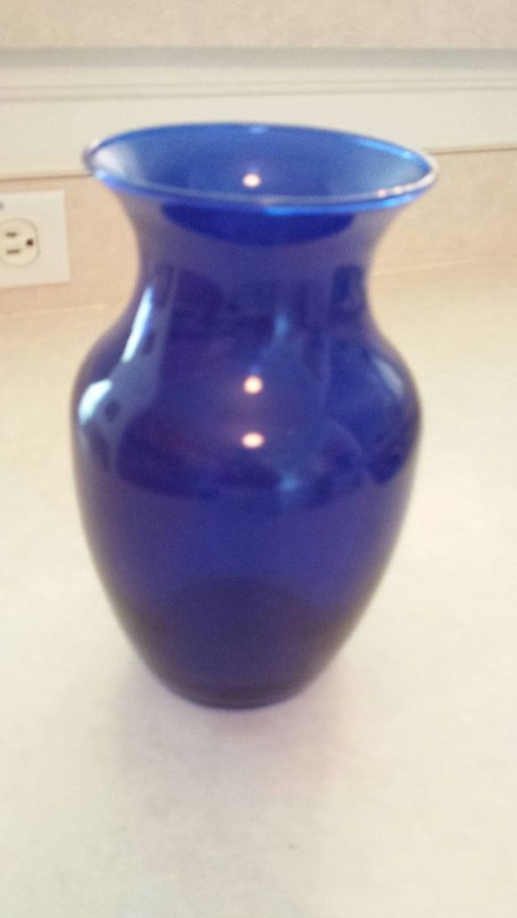 Cobalt blue glass Vase