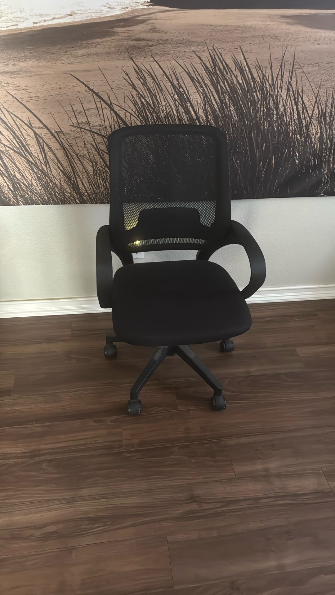 Office chair 