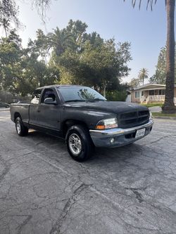 2000 Dodge Dakota