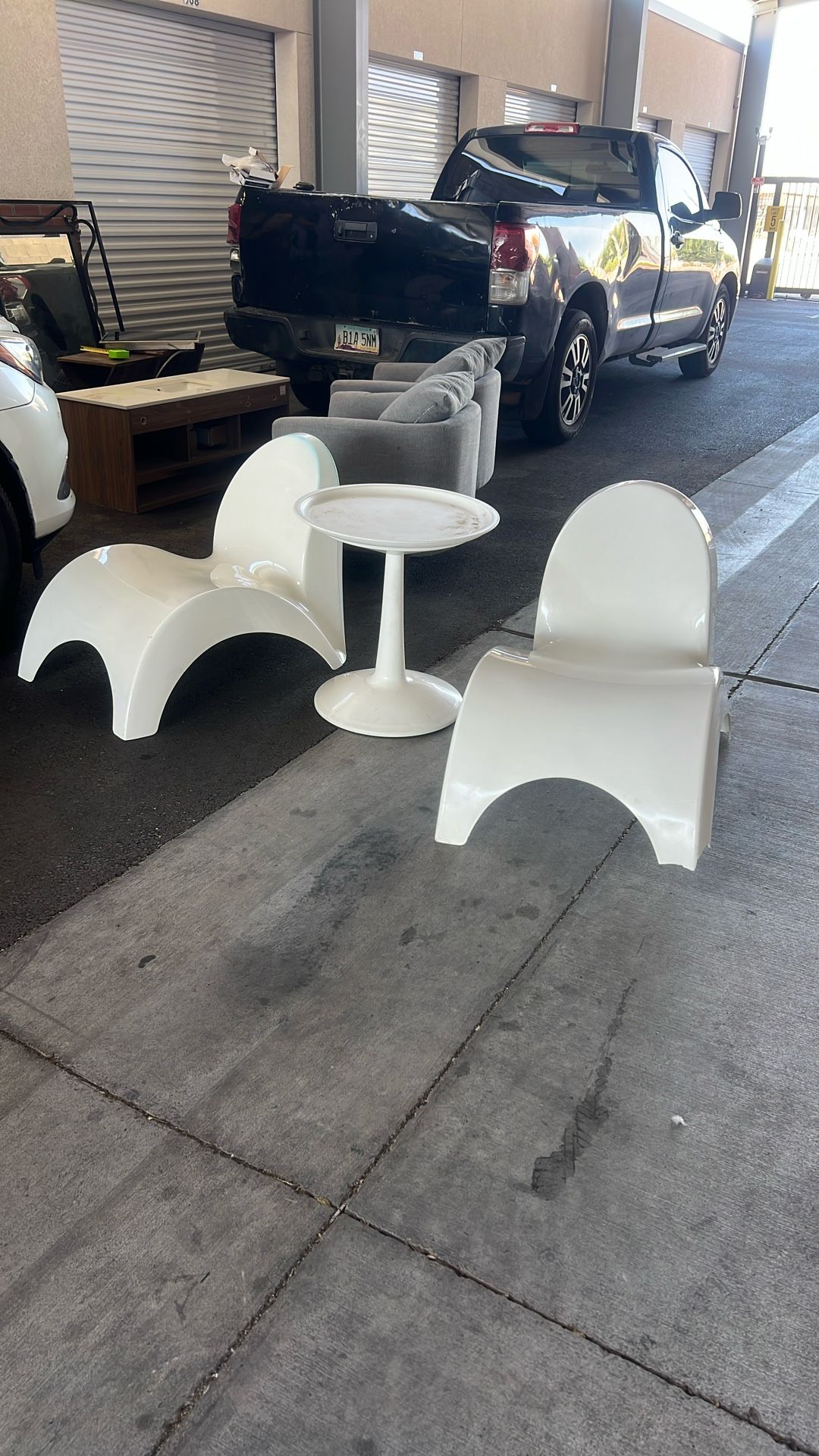 Outdoor Patio Furniture White Plastic Or Acrylic