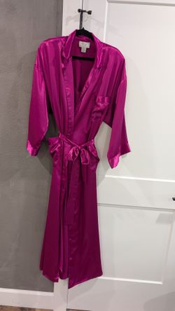 Faye Robe dark pink sz M