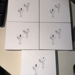 Apple AirPods Pro 3 5 in Stock!