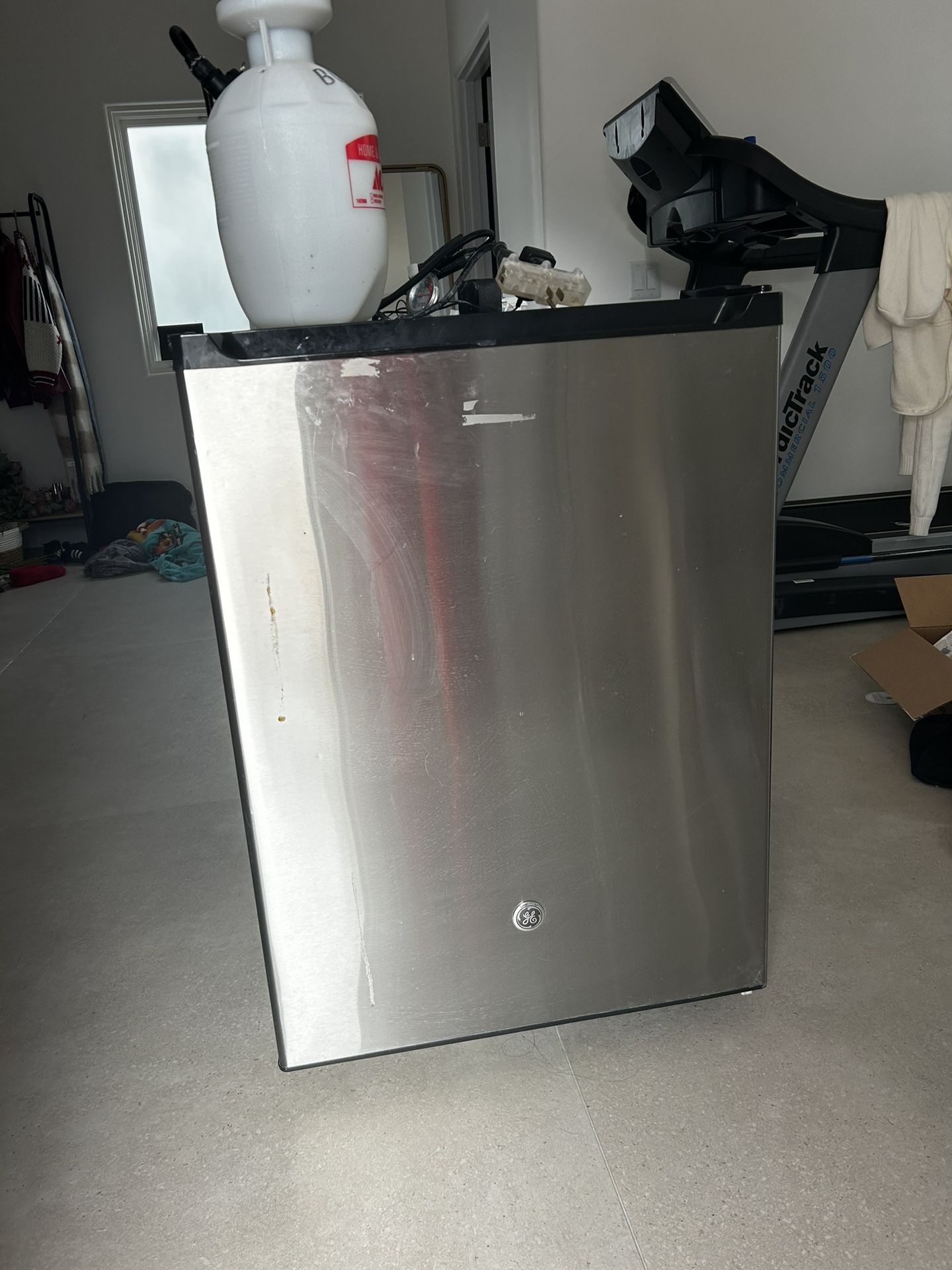 Mini Fridge