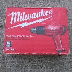 NEW MILWAUKEE 8975-6 11.6 AMP 120-VOLT DUAL TEMPERATURE HEAT GUN