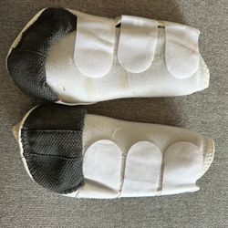 Splint Boots