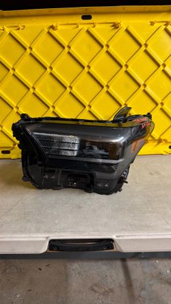Toyota Tacoma left headlight 2024 2025 2026