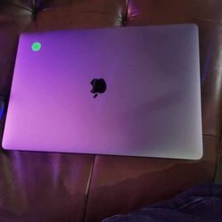 MacBook Pro 2019 A2141 Like New