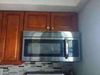 Frigidaire, Stainless Steel,  Microwave 