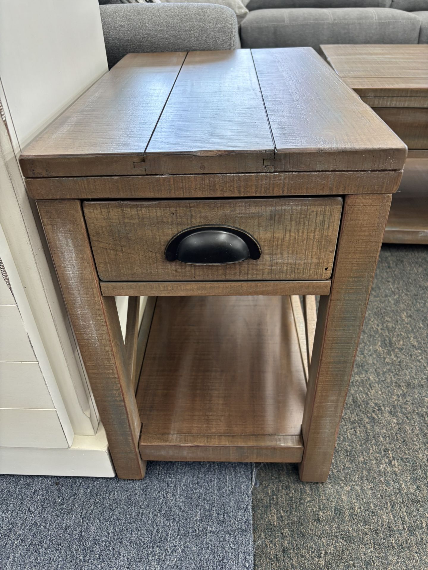 Durango Chairside Table 