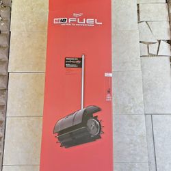 Milwaukee QUIK-LOK Rubber Broom Attachment