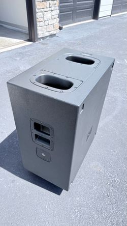 QSC KS212C Cardioid Subwoofer